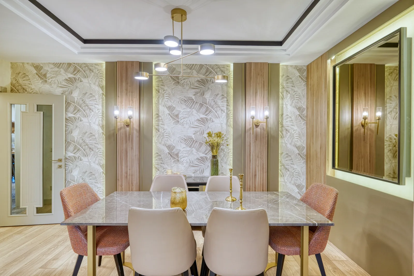 Bakirci Topkapi Sample apartment — recessed shelving