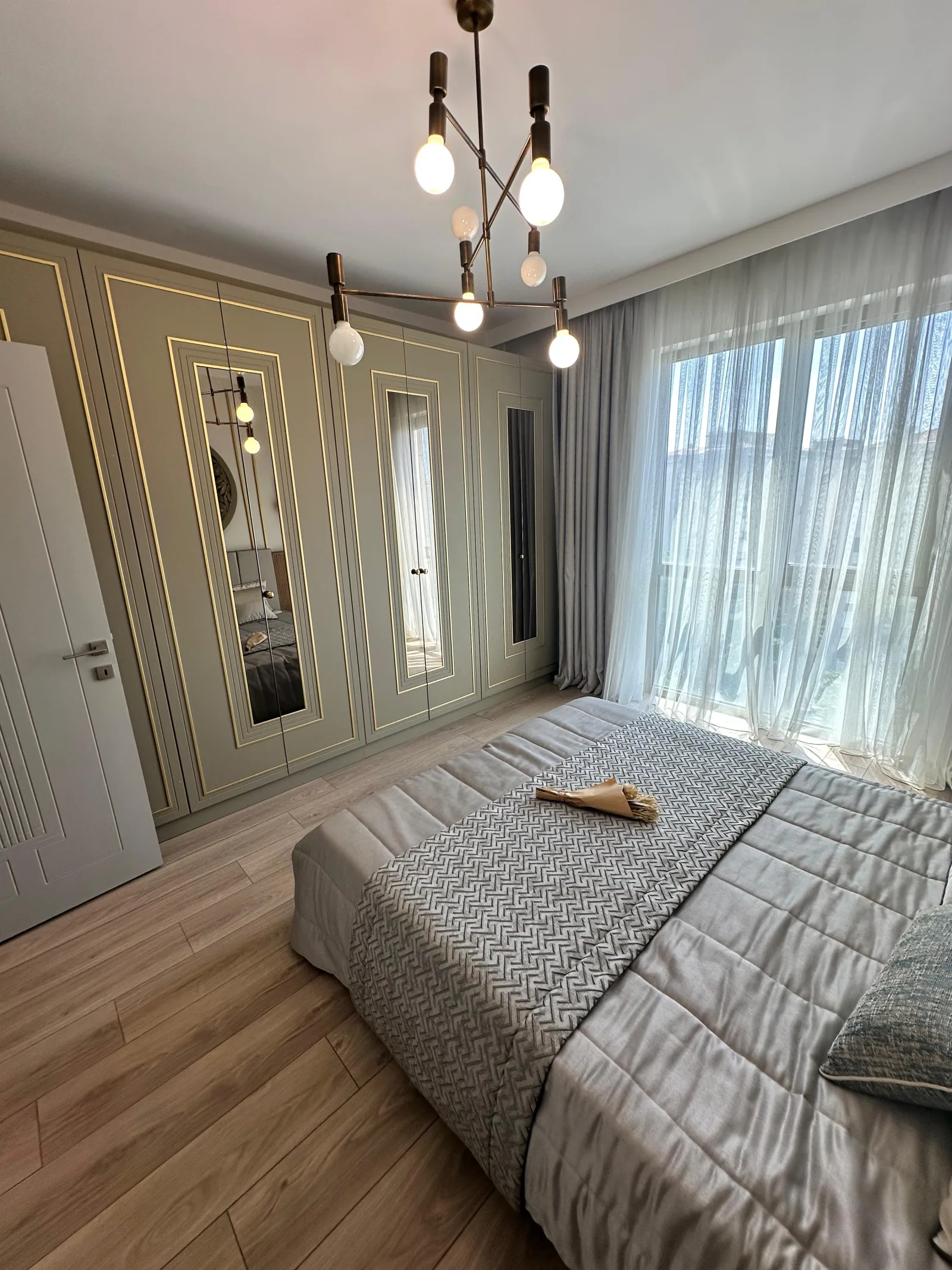Bakirci Topkapi Sample apartment — kitchen and dining transition
