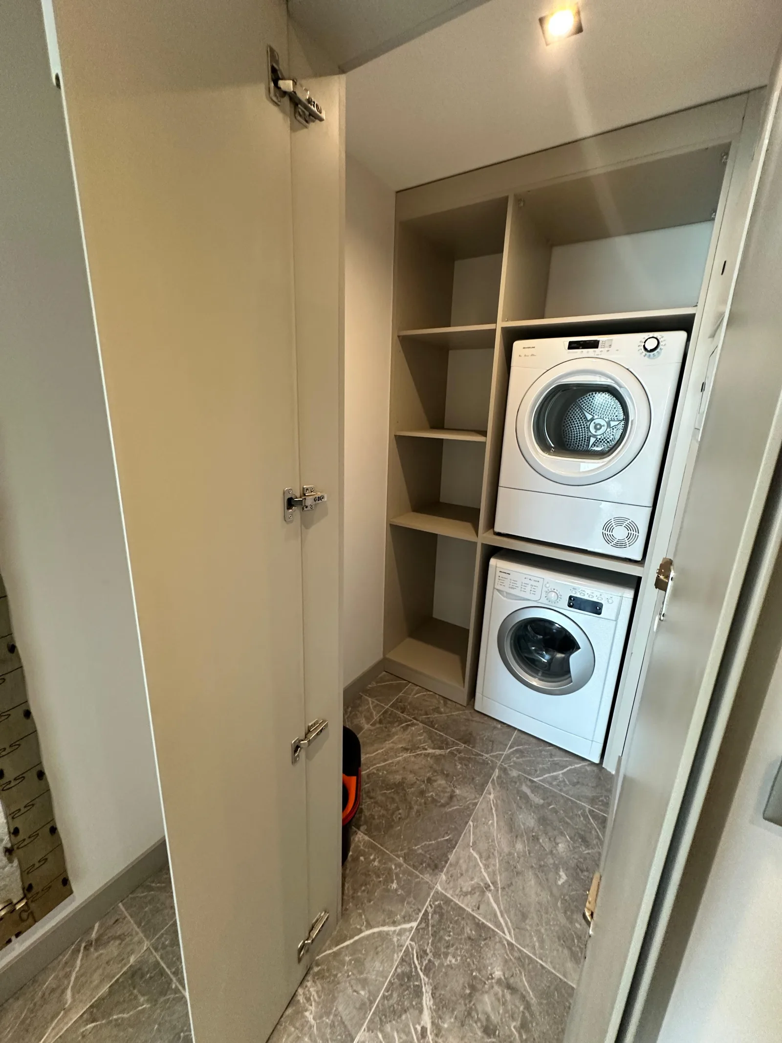 Bakirci Topkapi Sample apartment — bedroom wardrobe wall