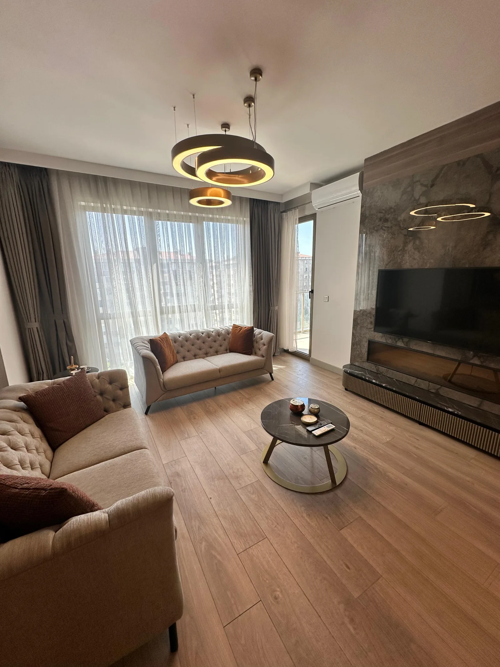 Bakirci Topkapi Sample apartment — entrance joinery