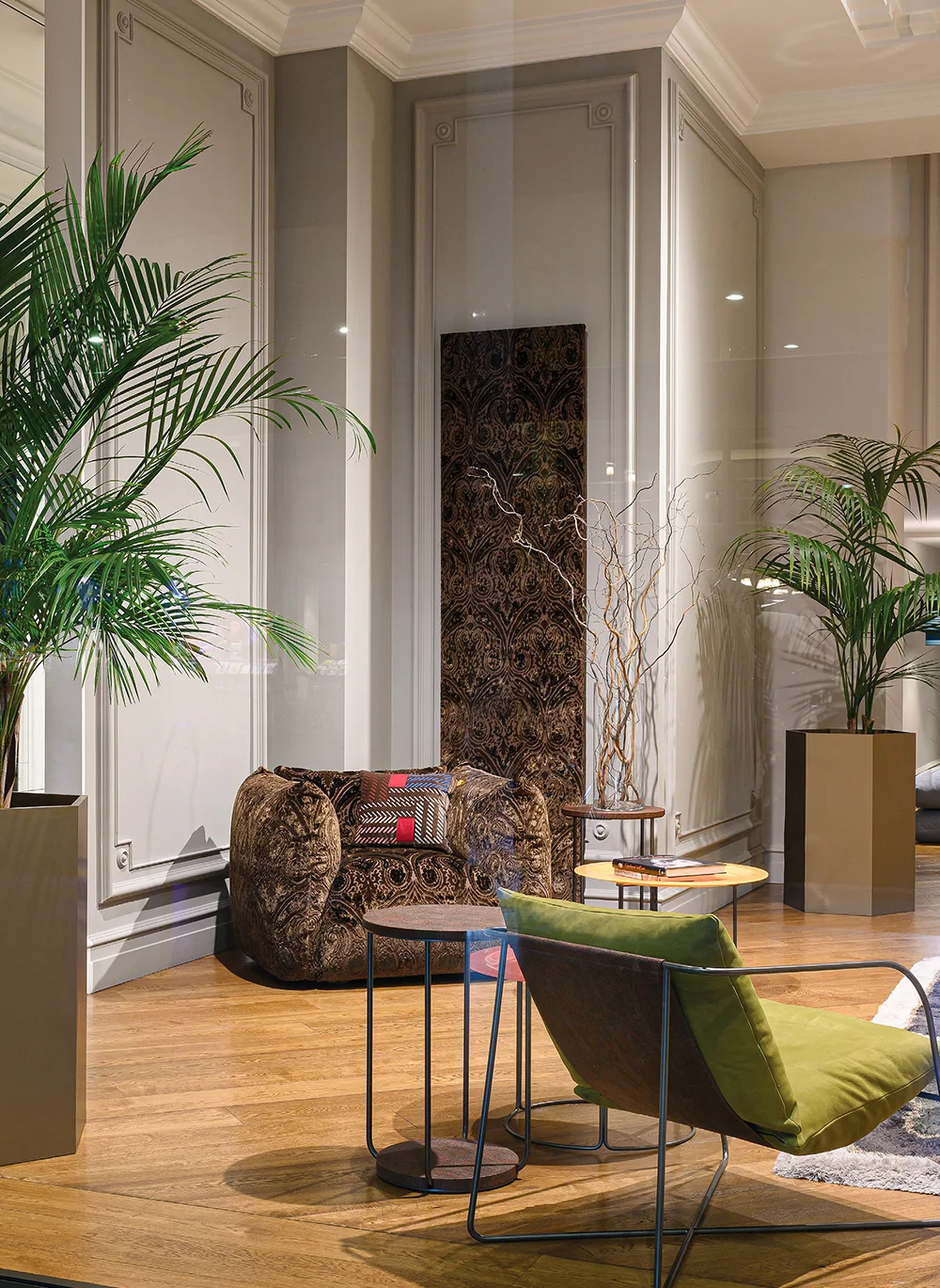 Residents' lounge seating area at Etro Residences Istanbul