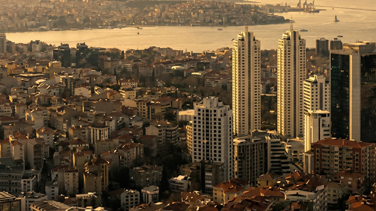 Torun Center high-floor Bosphorus outlook from the featured residence